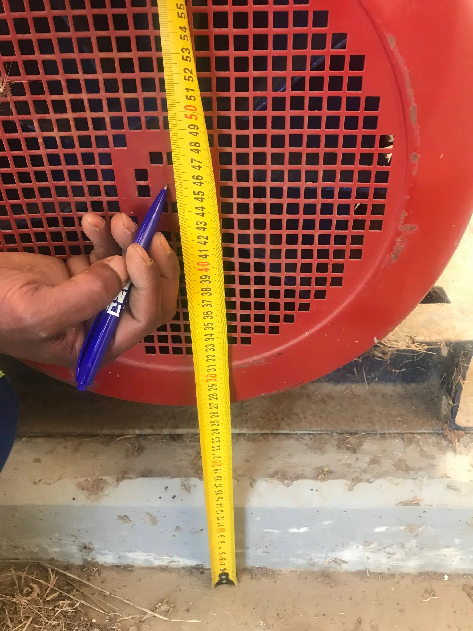 Equipment measurement during a technical motor inspection